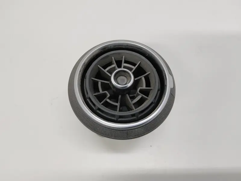 Bocchette Aria Cruscotto AUDI Q2 Serie (GAB) (16>) 81A820901E Diesel 1600