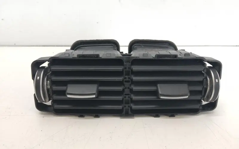 Bocchette aria posteriore JAGUAR XE Serie (X760) (15>) GX63014A22AB Diesel 2.0
