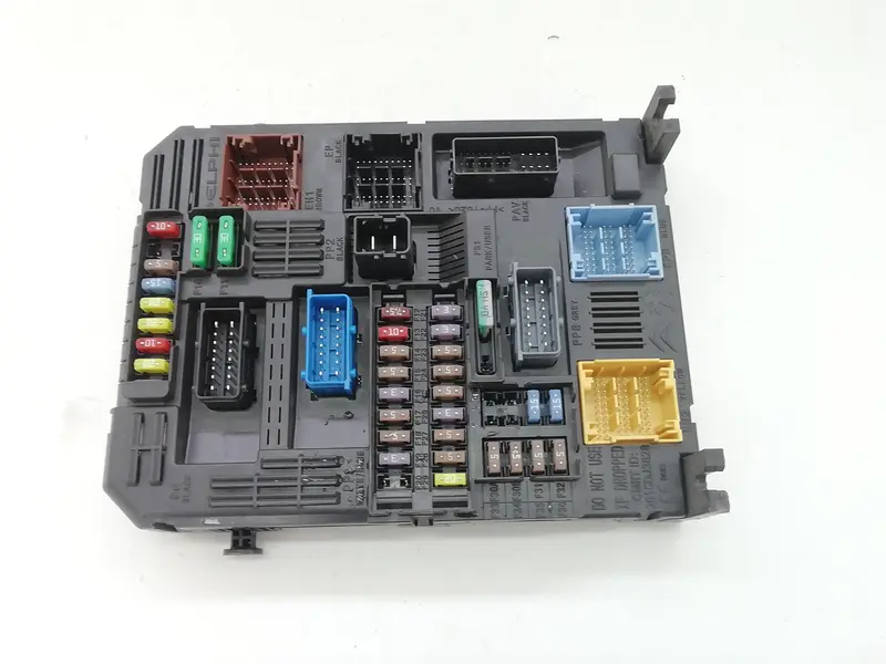 Body Computer CITROEN C4 Cactus 9830790580 Diesel 1600 (14>18)