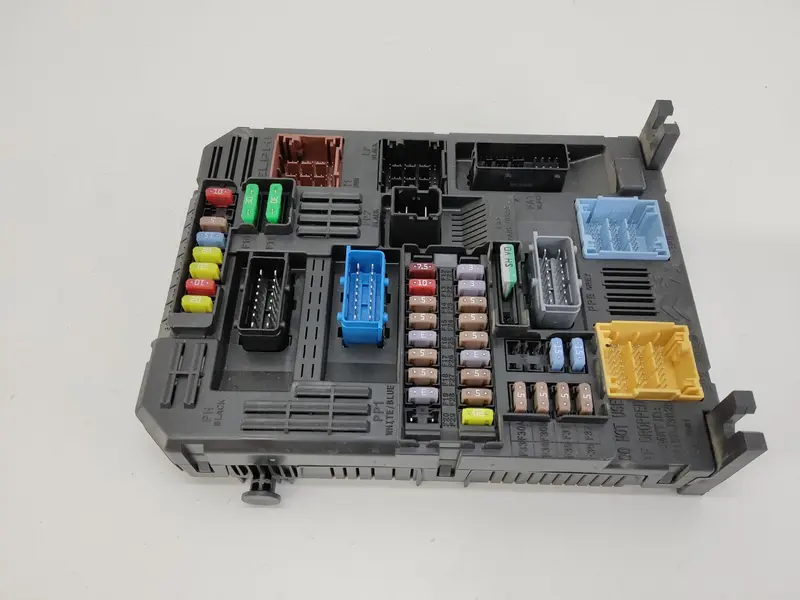 Body Computer CITROEN C4 Picasso II (13>) 9819851380 Diesel 1600
