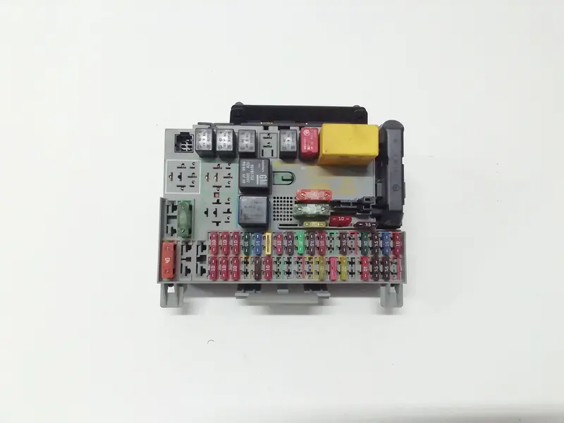 Body Computer OPEL Astra G S. Wagon 90589965 Diesel 1700 (98>04)