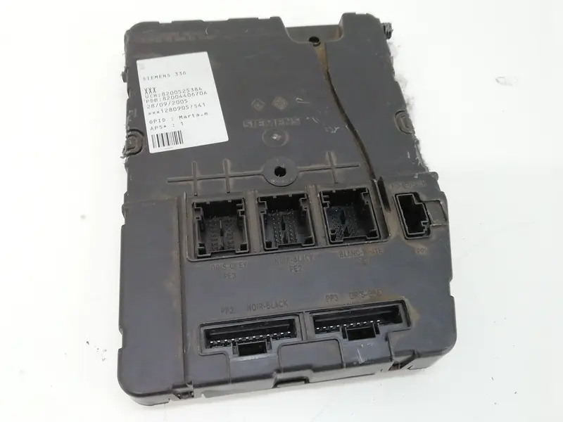 Body Computer RENAULT Megane ll Serie (02>06) 8200525384 Diesel 1500 (02>06)
