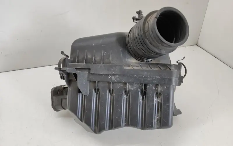 Box scatola filtro aria HYUNDAI Tucson Serie (04>09) 281112E010 2810025200 Diesel 2.0 (04>09)