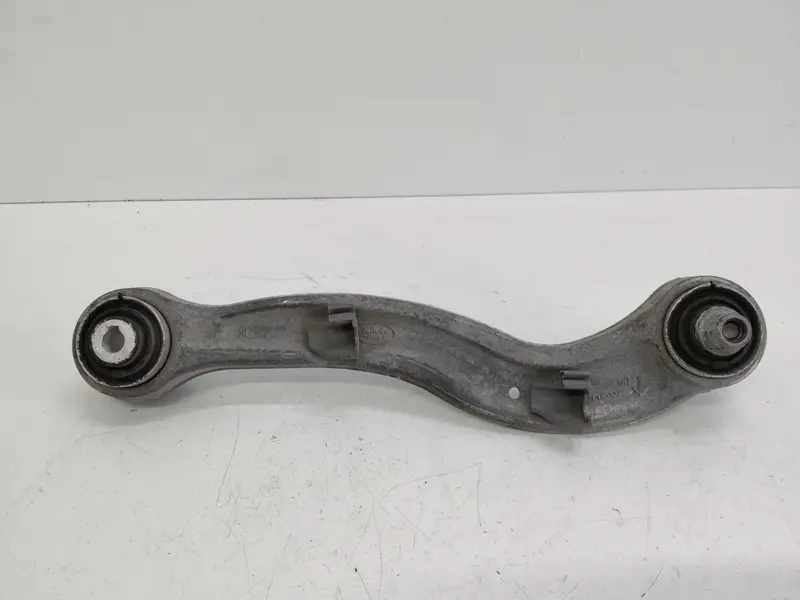 Braccio Posteriore Destro JAGUAR F-Pace Serie (16>) M8A2-5500-BA Diesel 2000 (16>20)