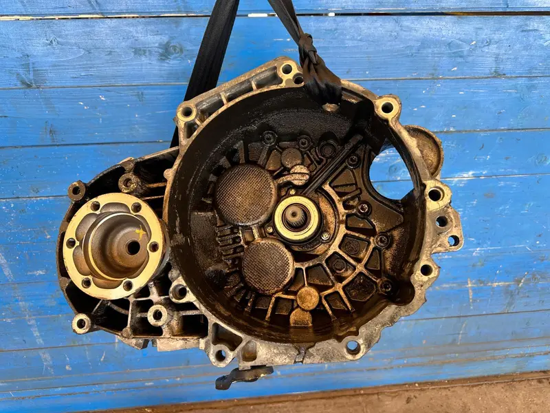 Cambio Manuale Completo VOLKSWAGEN Golf 5 Berlina (03>08) 02Q300043HX 02Q301107 Diesel 2.0 (03>08)