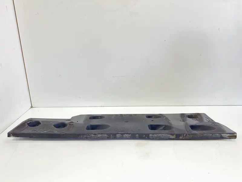 Carter copri motore inferiore DACIA Sandero Serie II (12>20) 115952 748159397R Benzina (12>20)