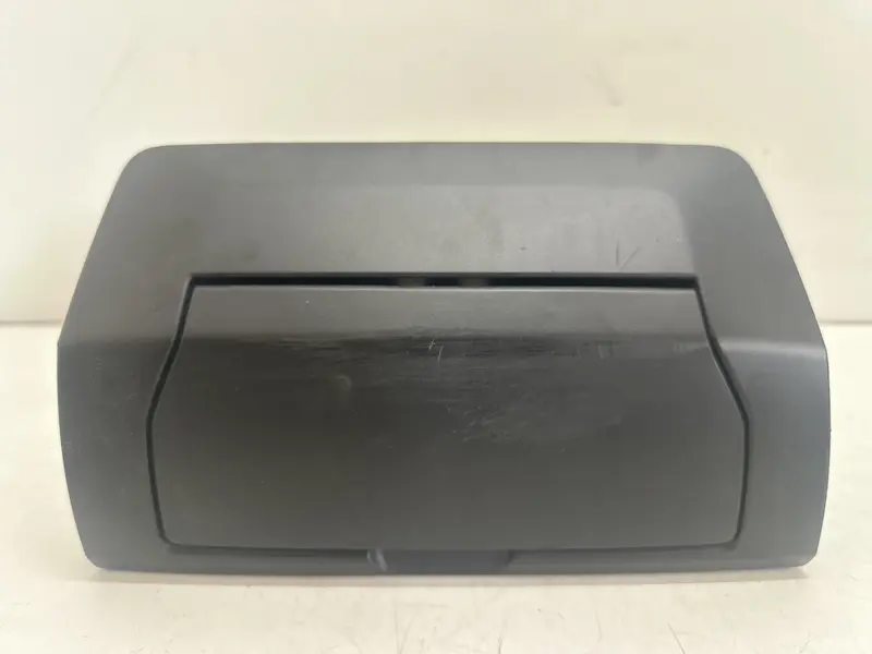 Cassetto porta oggetti DACIA Sandero Serie (21>) 684704053R Benzina