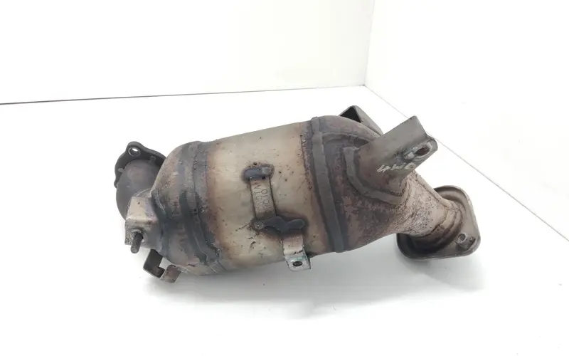 Catalizzatore TOYOTA Rav4 4° Serie 250510W010 0W010 Diesel 2.2 (05>09)