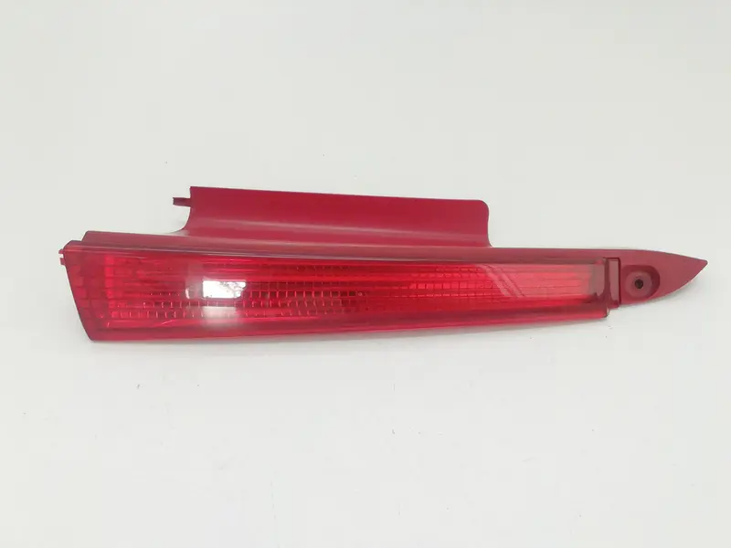Catarifrangente riflettore portellone DX passegg. CITROEN C4 Berlina 9655863780 Benzina (04>08)