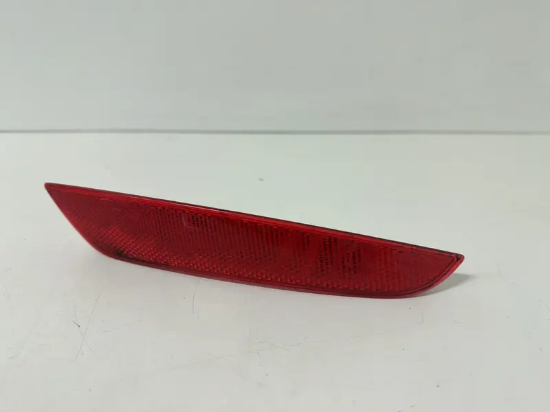 Catarifrangente riflettore portellone DX VOLKSWAGEN Golf 6 Berlina (08>12) 5K0945106 Benzina (08>12)