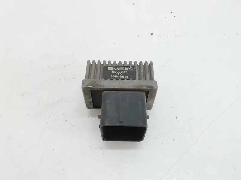 Centralina candelette PEUGEOT 206 2° Serie 9640469680 Diesel 1400 (03>09)