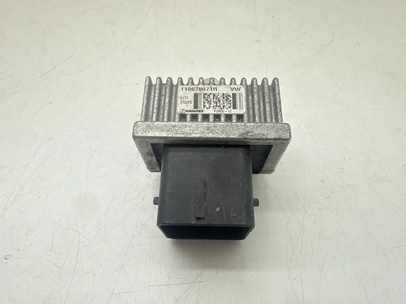 Centralina candelette RENAULT Clio Serie IV (12>19) 110678071R Benzina (12>19)