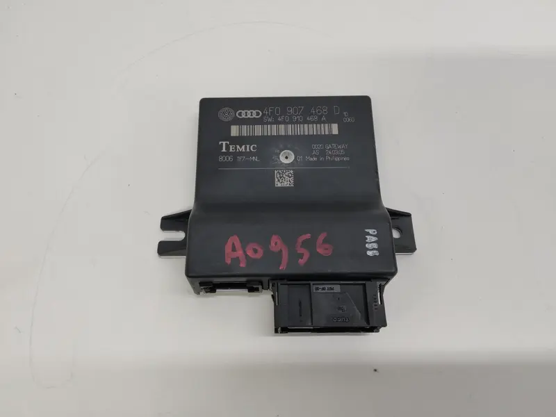 Centralina Gateway AUDI A6 Berlina Serie C4 (4A2) (94>97) 4F0907468D Diesel 2000 (94>97)