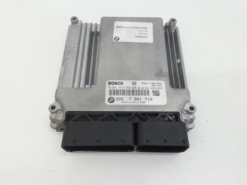 Centralina motore BMW Serie 1 Serie (E87) (04>07) 7801710 Diesel 2000 (04>07)