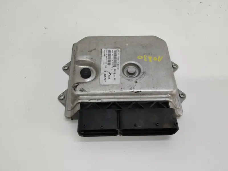 Centralina motore FIAT 500 Serie (07>14) 51896777 Benzina 900 (07>14)