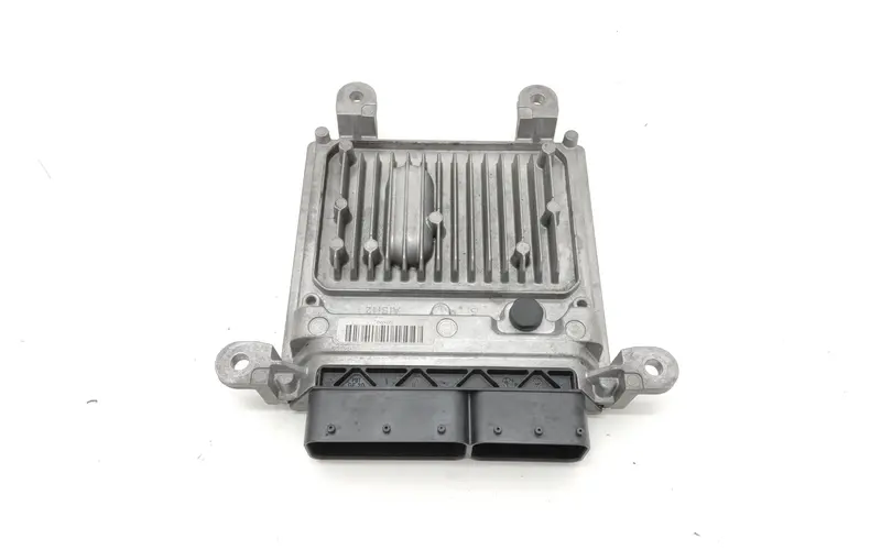 Centralina motore MERCEDES Classe E Berlina W212 A6519003701 Diesel 2.1