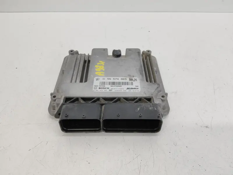 Centralina motore OPEL Insignia Berlina 0281016704 55574903 Diesel 2000 (08>17)