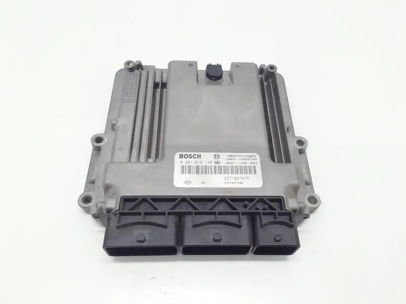 Centralina motore RENAULT Clio Serie (08>15) 237102747R Diesel 1500 (08>15)