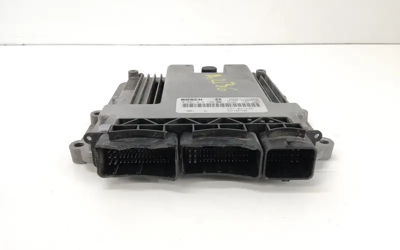 Centralina motore RENAULT Clio Serie IV (12>19) 237102748R 028101914 Diesel 1.5 (12>19)