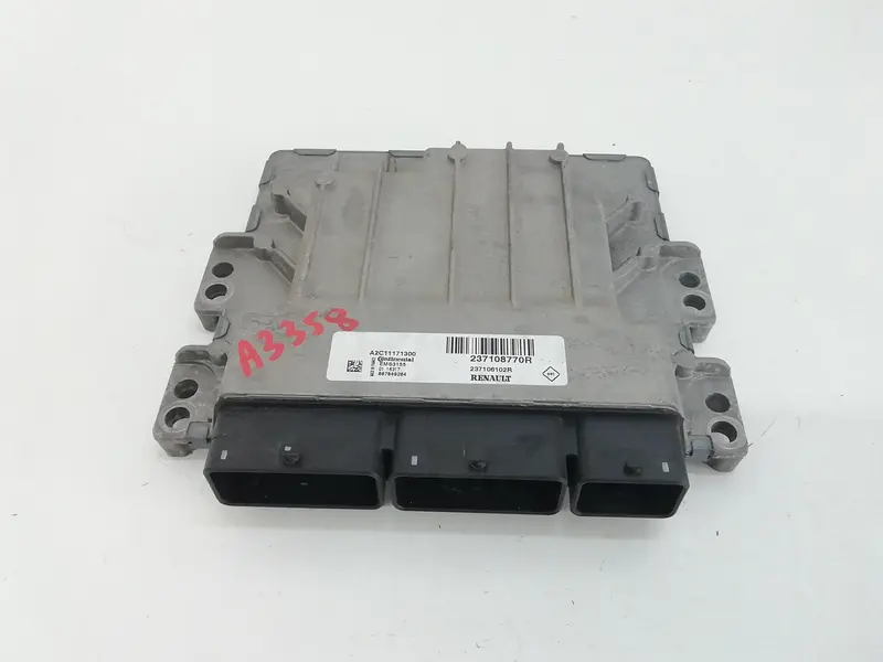 Centralina motore RENAULT Clio Serie IV (12>19) 237108770R Benzina 1200 (12>19)