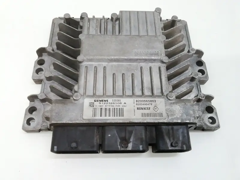 Centralina motore RENAULT Megane ll Serie (02>06) 8200565863 Diesel 1500 (02>06)