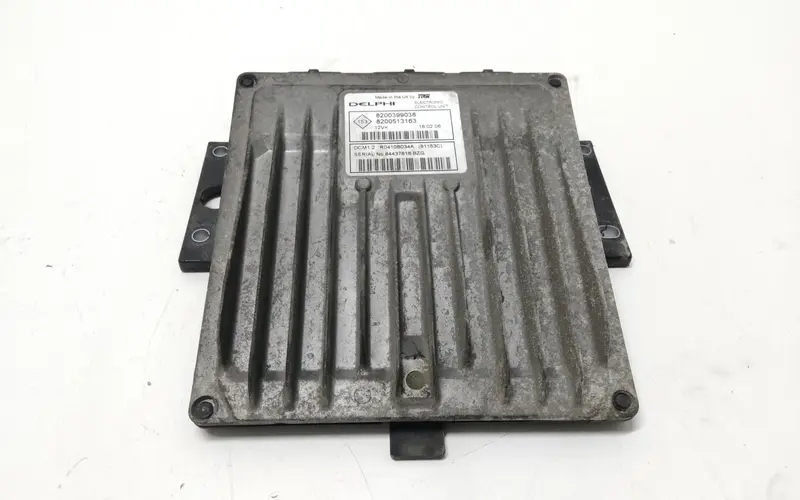 Centralina motore RENAULT Modus 1° Serie 7711497216 8200399038 Diesel 1.5 (04>06)