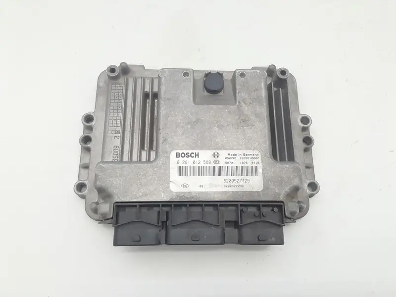 Centralina motore RENAULT Scenic Serie (03>09) 8200527425 Diesel 1500 (03>09)