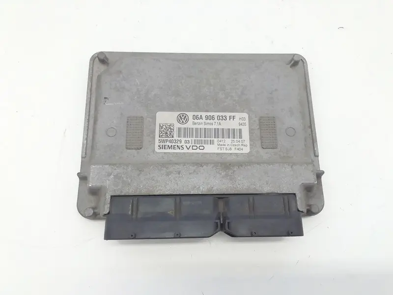Centralina motore SEAT Leon 2° Serie 06A906033FF Benzina 1600 (05>09)
