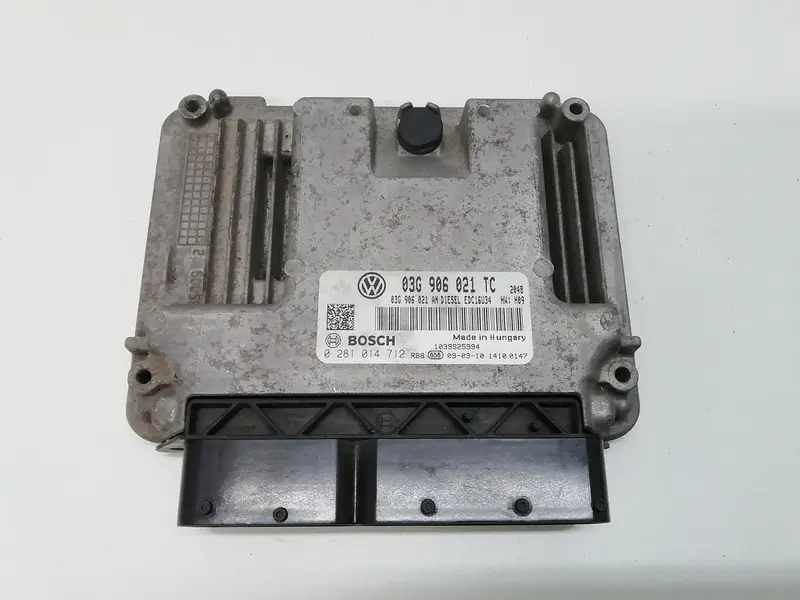 Centralina motore SKODA Octavia Berlina 3° Serie 03G906021TC Diesel 2000 (04>11)