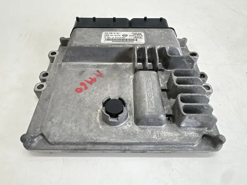 Centralina motore SSANGYONG XLV Serie (16>) 6735401023 Diesel 1.6