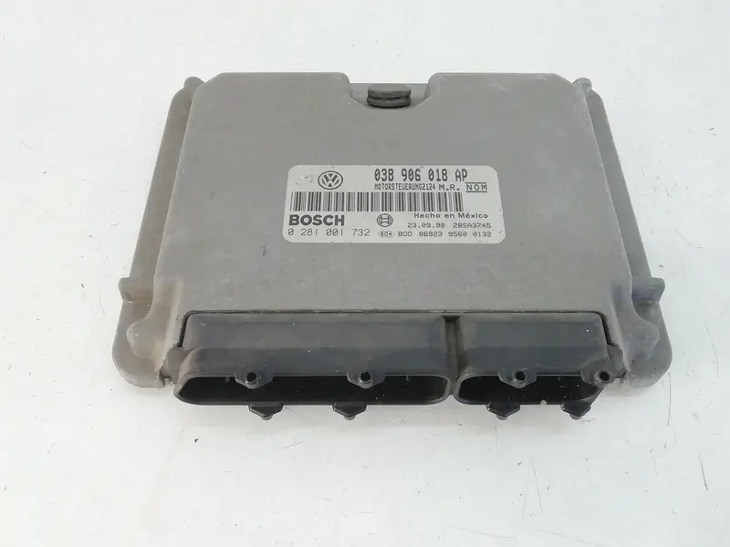 Centralina motore VOLKSWAGEN New Beetle 1° Serie 038906018AP 0281001732 Diesel 1900 (98>10)