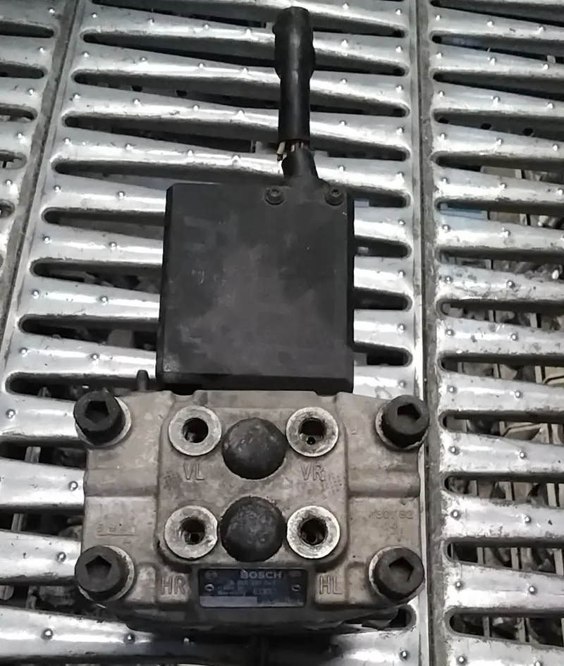 Centralina pompa abs audi 80 codice 0265201049