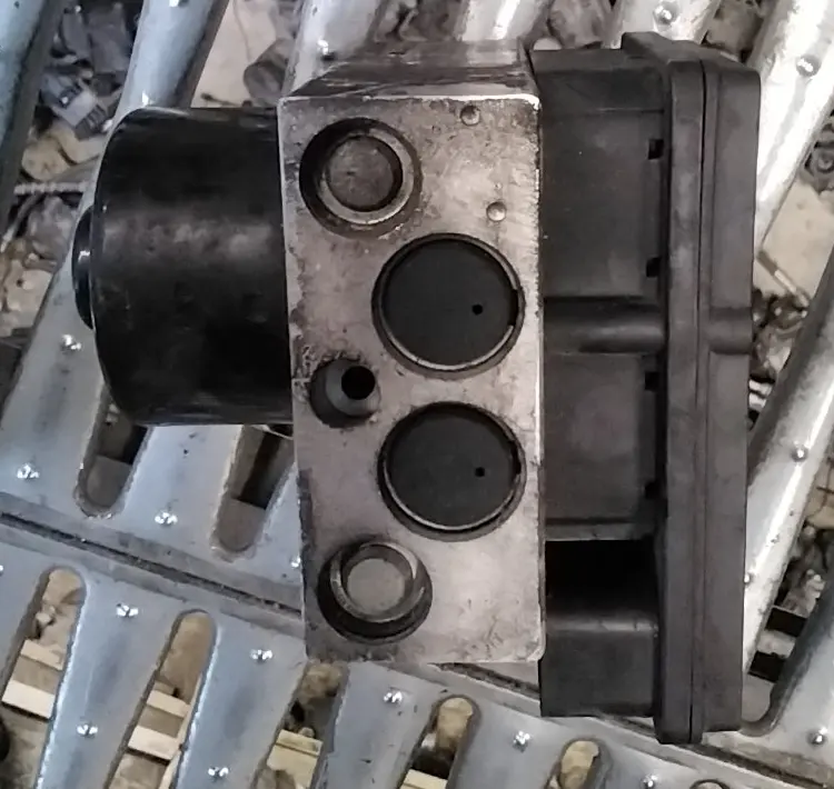 Centralina pompa abs mercedes ML280 codice A2515452632