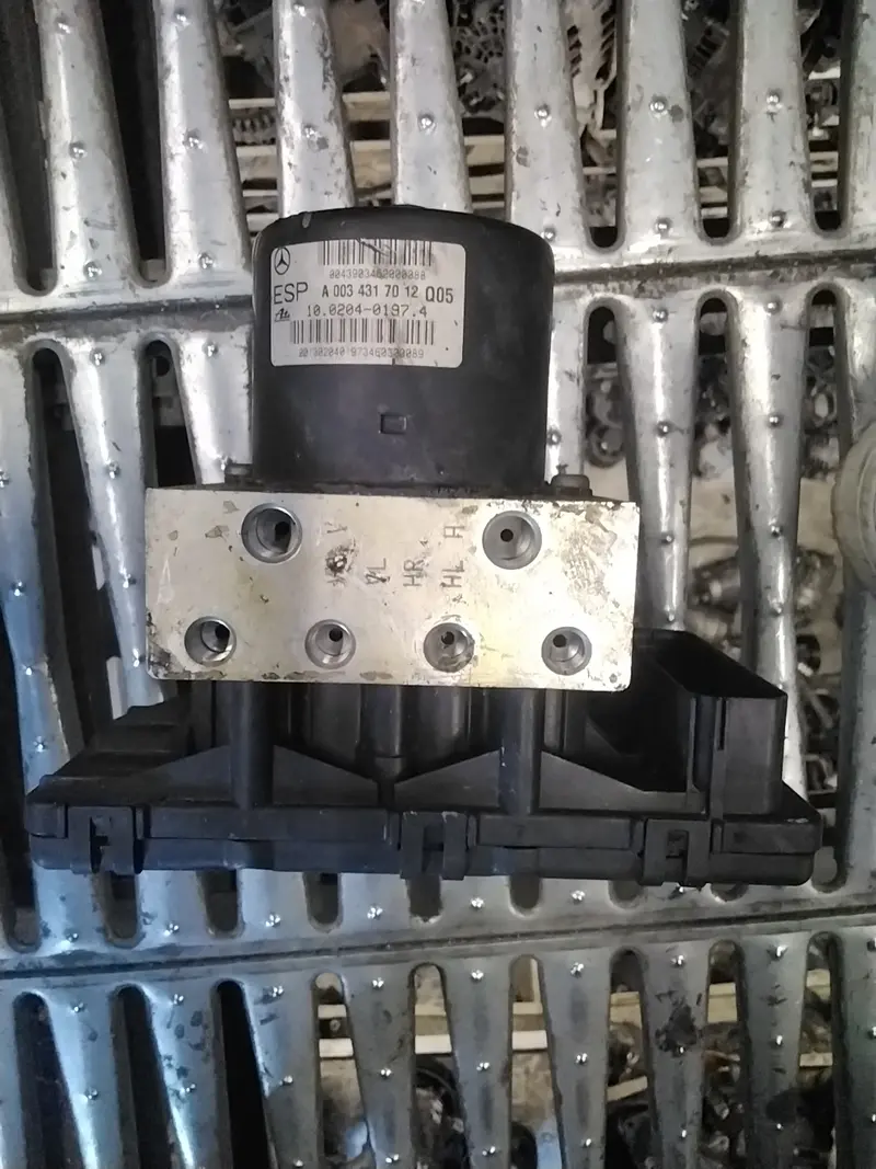 Centralina pompa abs mercedes SLK 320 codice A0034317012Q05