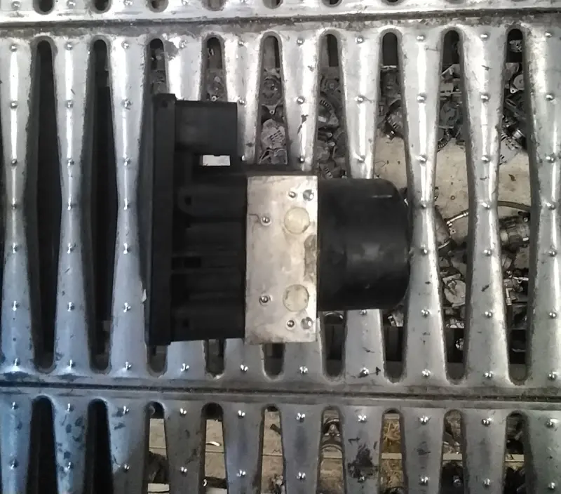 Centralina pompa abs seat leon codice 1C0907379K