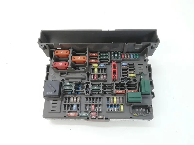 Centralina porta fusibili BMW Serie 3 E91 Touring 2° Serie 9119446 Diesel 2000