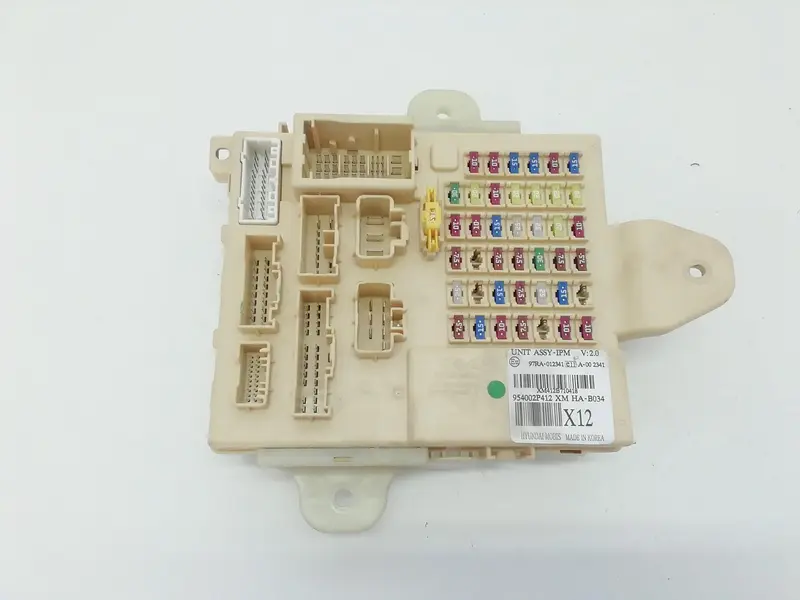 Centralina porta fusibili KIA Sorento 3° Serie 954002P412 Diesel 2200