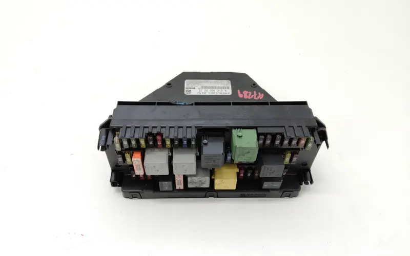 Centralina porta fusibili MERCEDES Classe E S. Wagon W212 A2129009225 Diesel 2.0