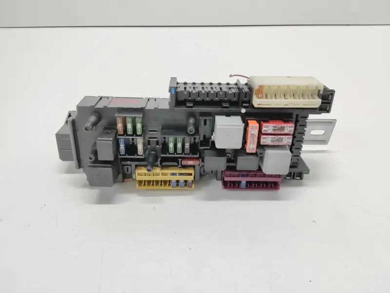 Centralina porta fusibili MERCEDES Classe GLK Serie (X204) (08>15) 168298 Diesel 2.0 (08>15)
