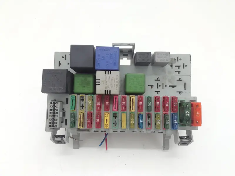 Centralina porta fusibili OPEL Astra F S. Wagon Diesel 1700 (91>94)