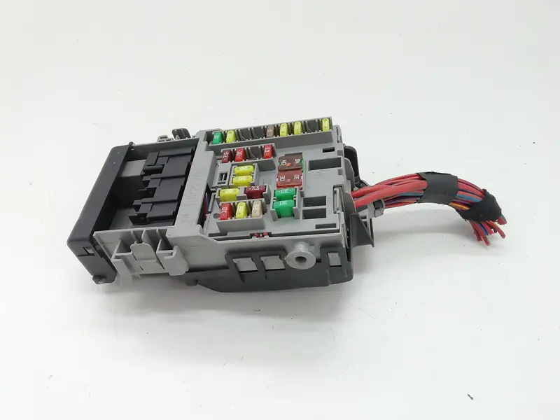 Centralina porta fusibili OPEL Astra J S. Wagon 13222786 Diesel 1700