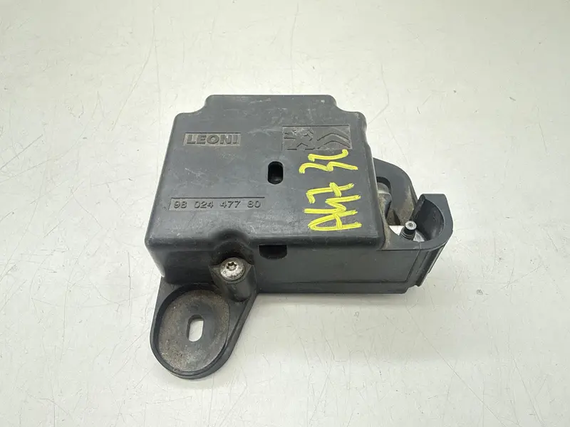 Centralina porta fusibili PEUGEOT 208 Serie (12>19) 9766631080 Benzina (12>19)