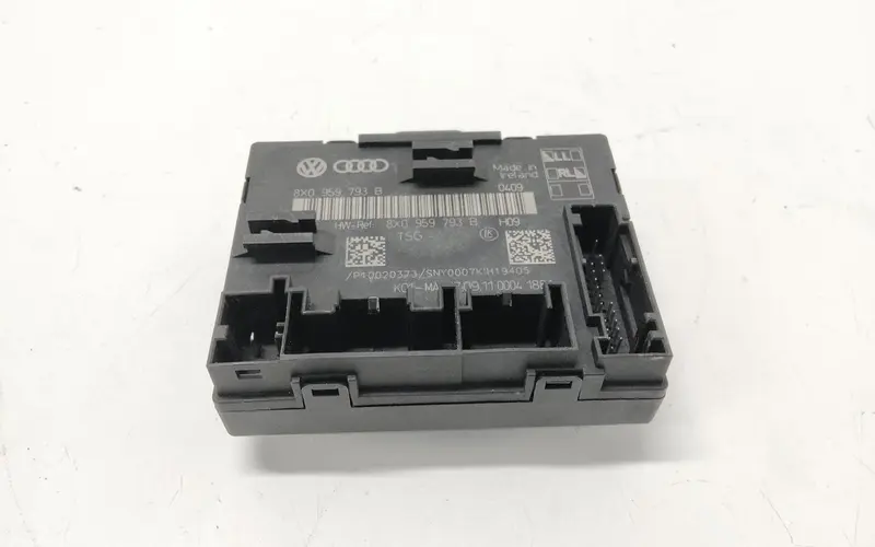 Centralina porta SX guida AUDI A1 Serie (8X1) (10>14) 8X0959793B Diesel 1.6 (10>14)