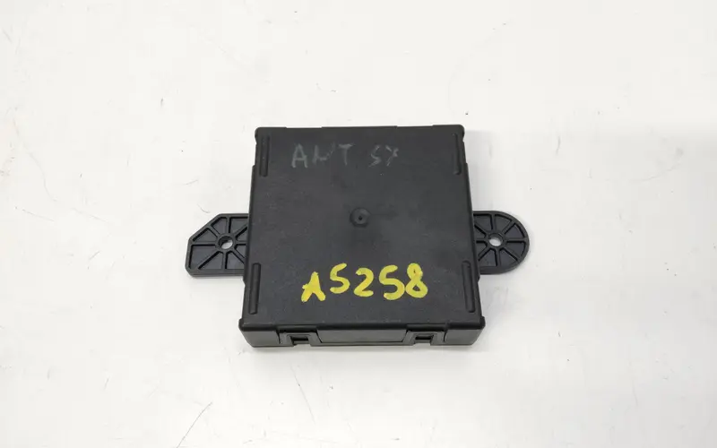 Centralina porta SX guida FIAT Freemont 1° Serie 68155773AB Diesel 2.0
