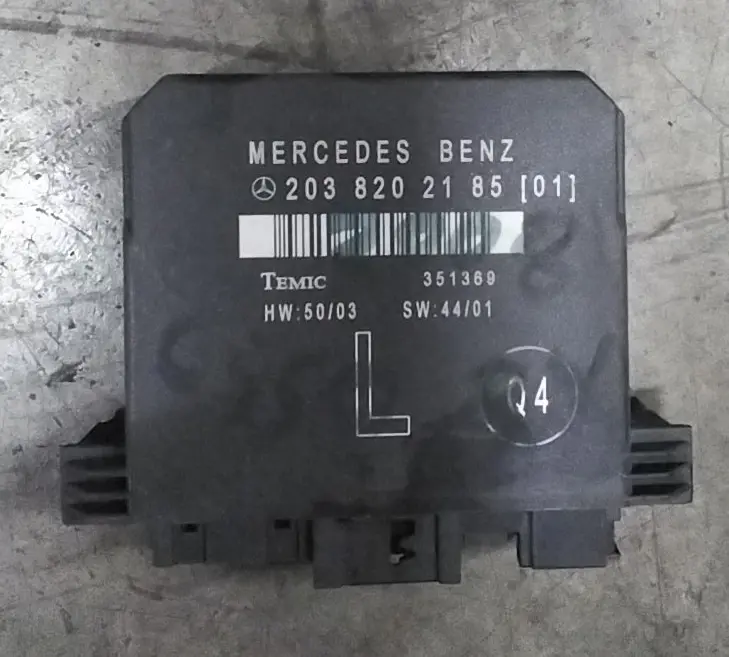 Centralina portiera sinistra mercedes classe C codice 2038202185