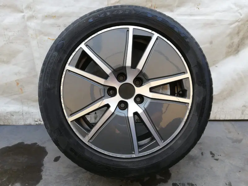 Cerchio in lega AUDI A4 Avant (8W5) (15>) 8w0601025dj Benzina