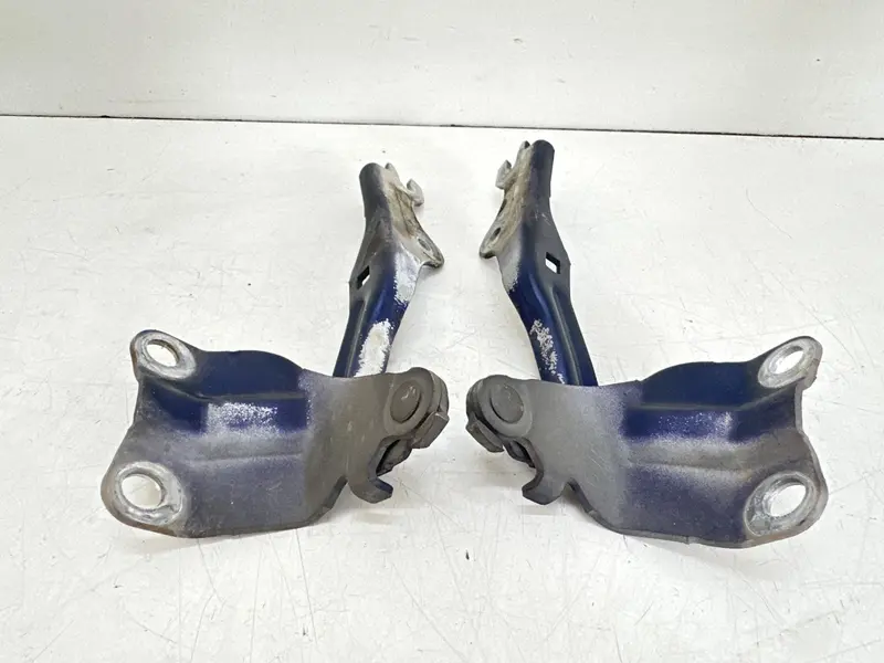 Cerniere cofano anteriore dx e sx MAZDA 6 Berlina 2° Serie GS1D52410 GS1D52410 Diesel 2.0 (08>13)