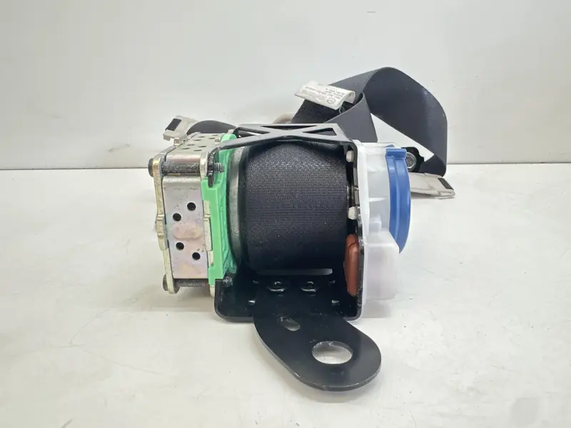 Cintura di sicurezza anteriore destra MAZDA 6 S. Wagon 2° Serie GS1D57L30B02 1071042 Diesel 2.0 (08>13)