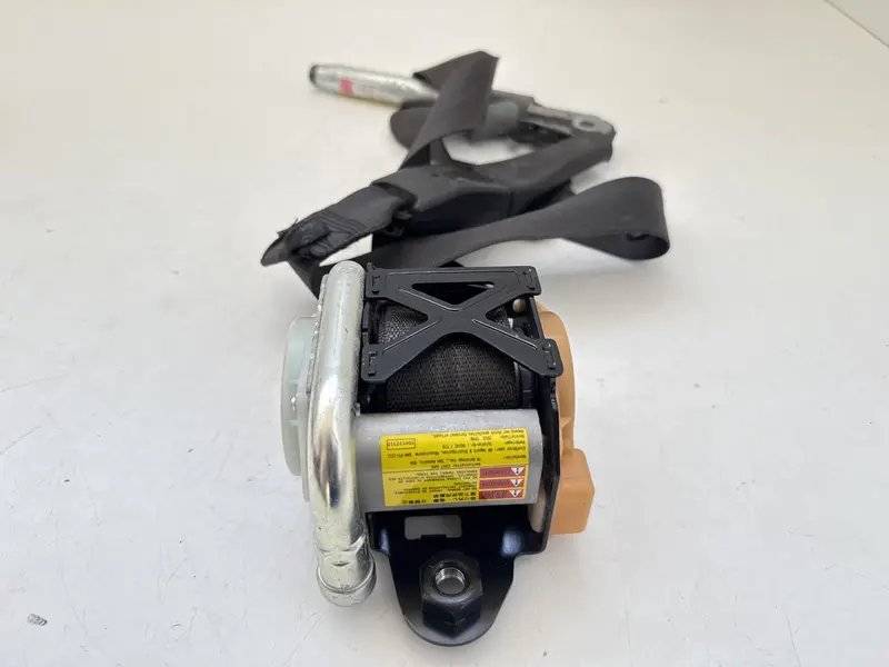 Cintura di Sicurezza Anteriore Sinistra OPEL Insignia Berlina 20951974 Diesel 2.0 (08>17)