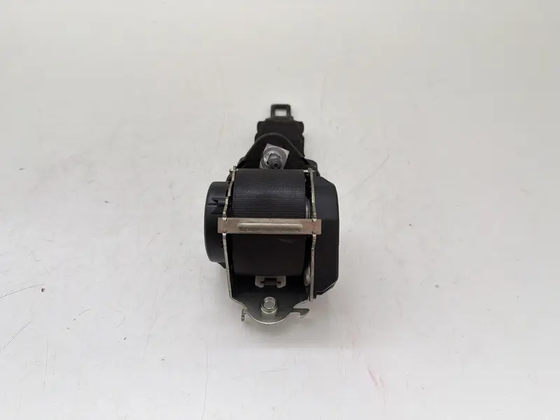 Cintura di sicurezza posteriore centrale DACIA Duster Serie 888500116R 638068700A Bifuel/Gas 1.6 (17>24)